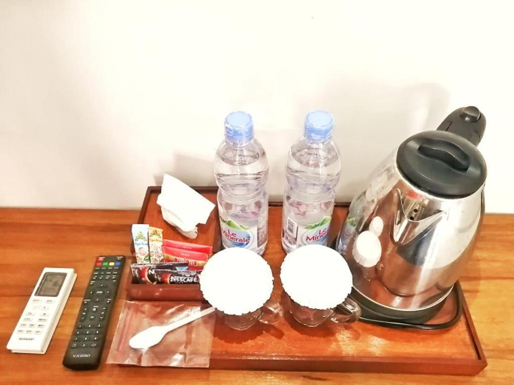 Oasis Hotel Ampana エクステリア 写真